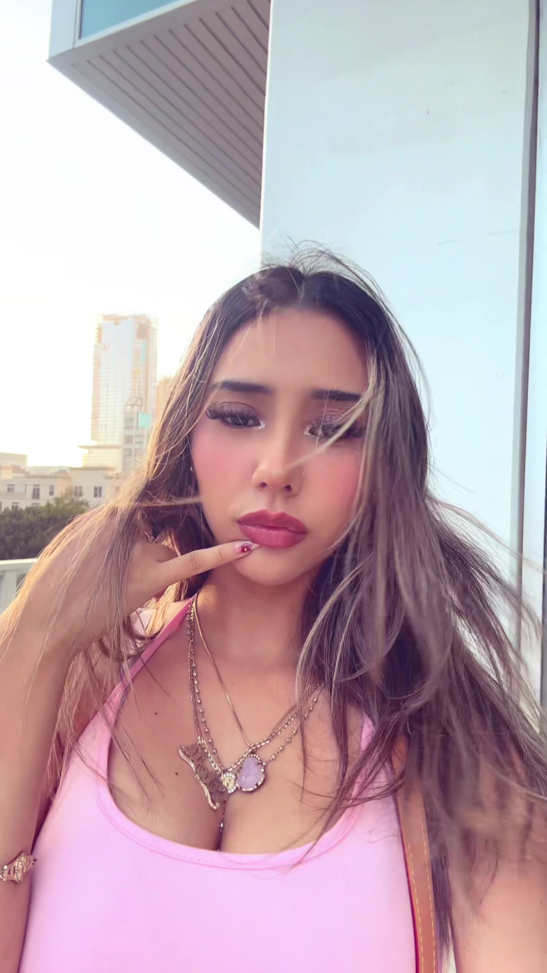 @celesteee