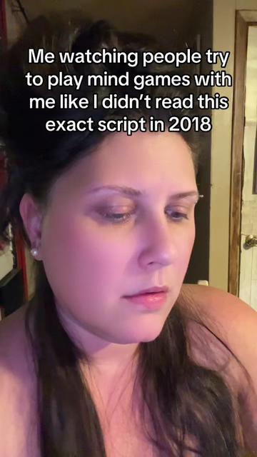 @QweenOfSatire