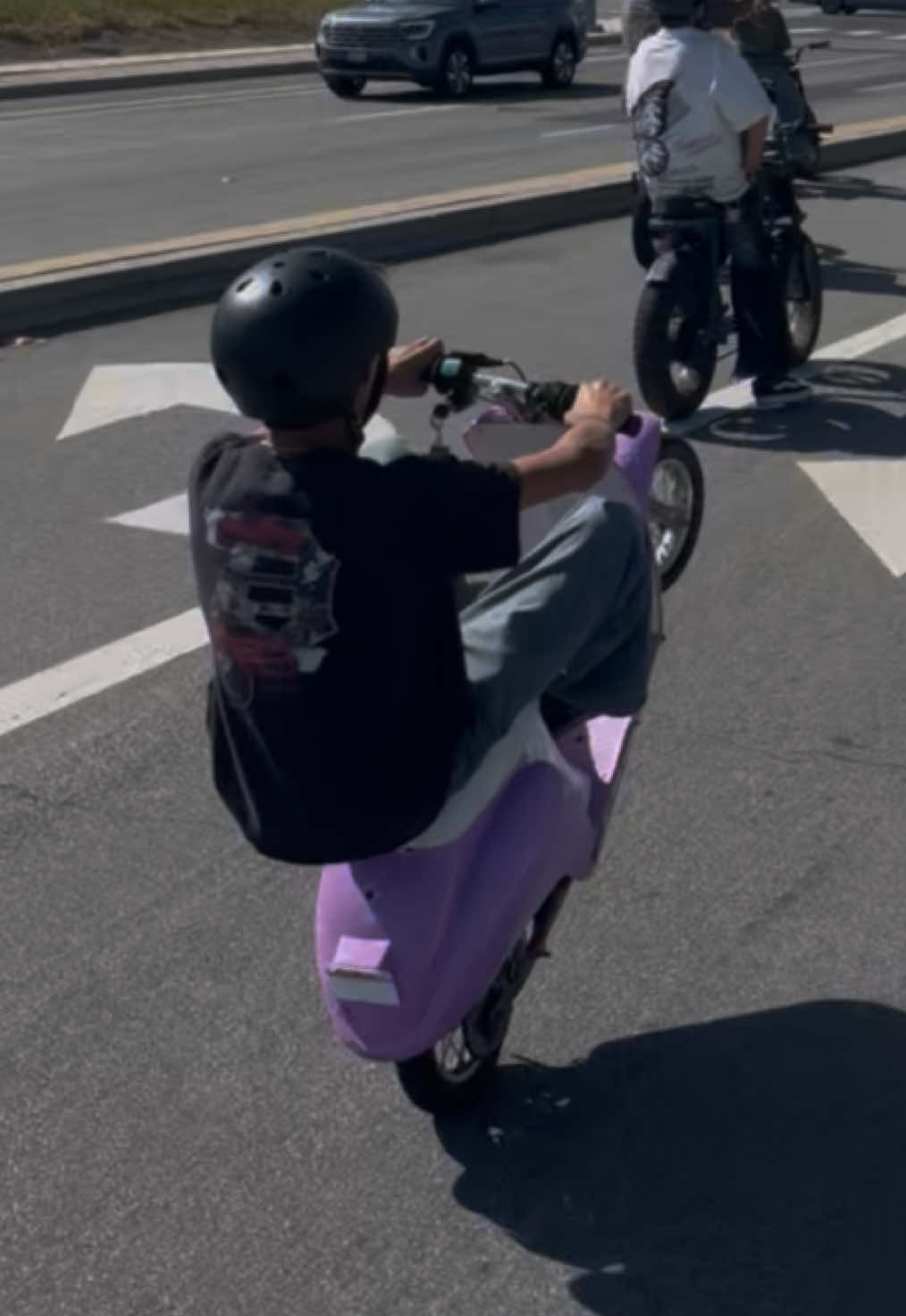 @da_purp_moped
