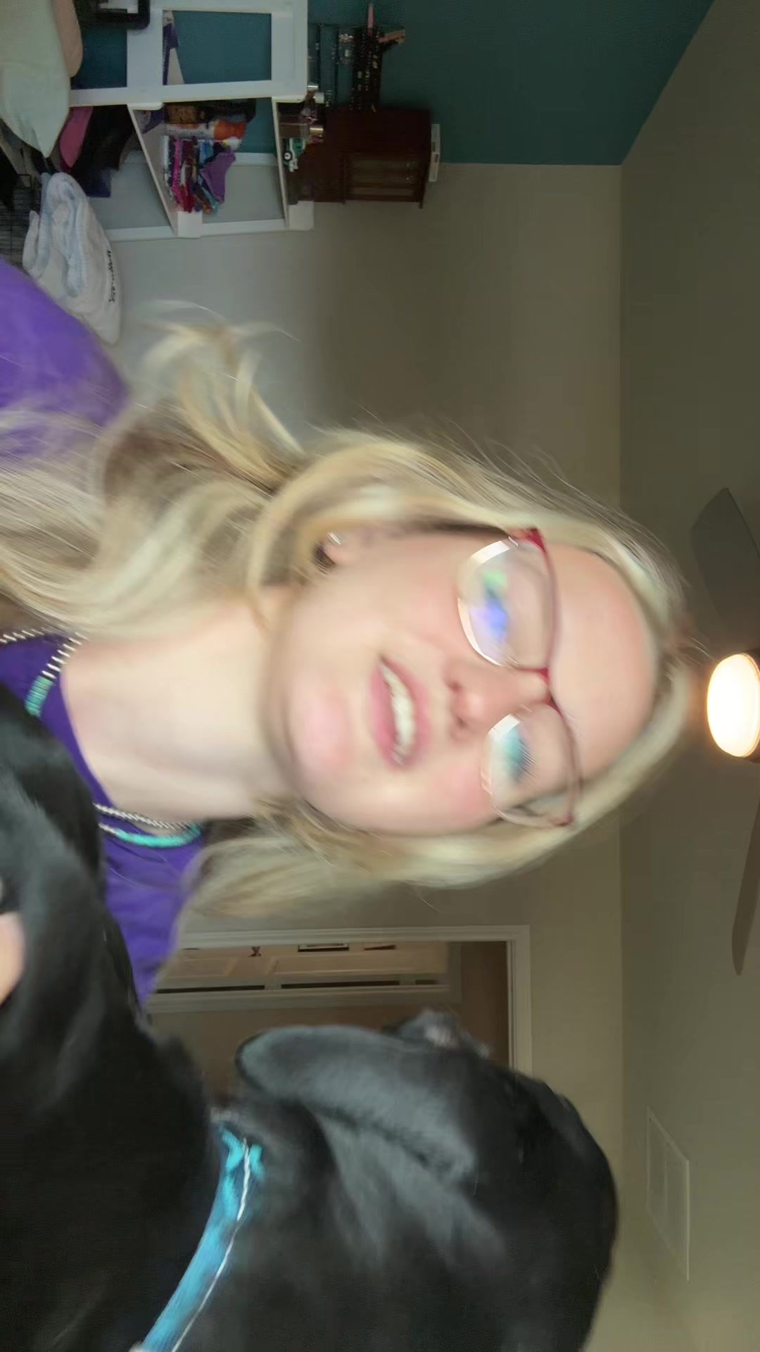 @Shayna_Eve
