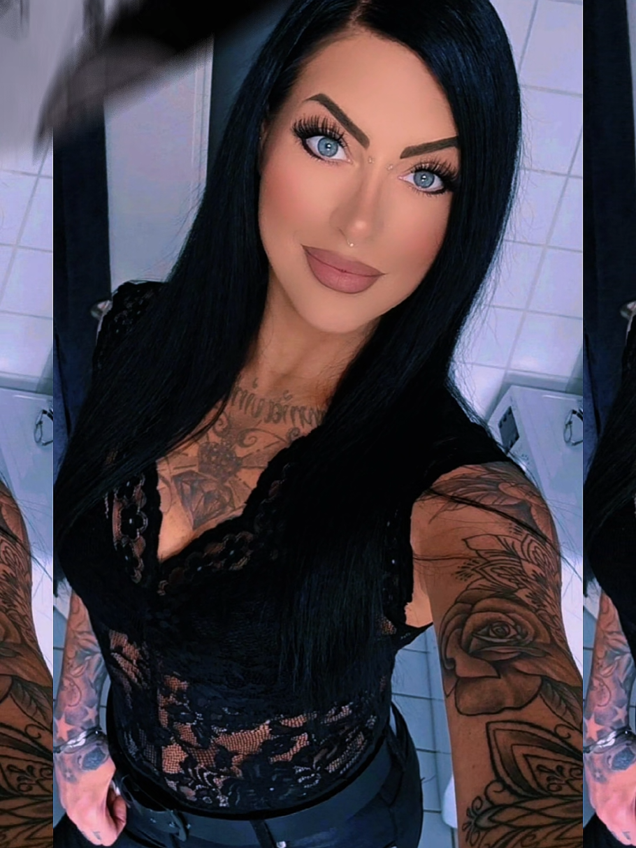 @💥👑𝓕𝓻𝓪𝓷𝔃𝓲 👑💥