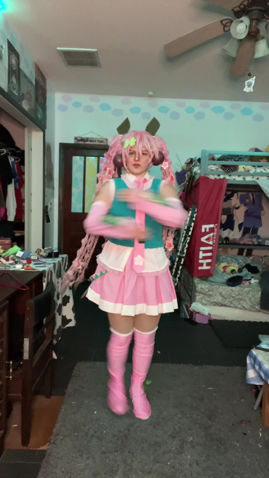 @Fluffy Cosplay