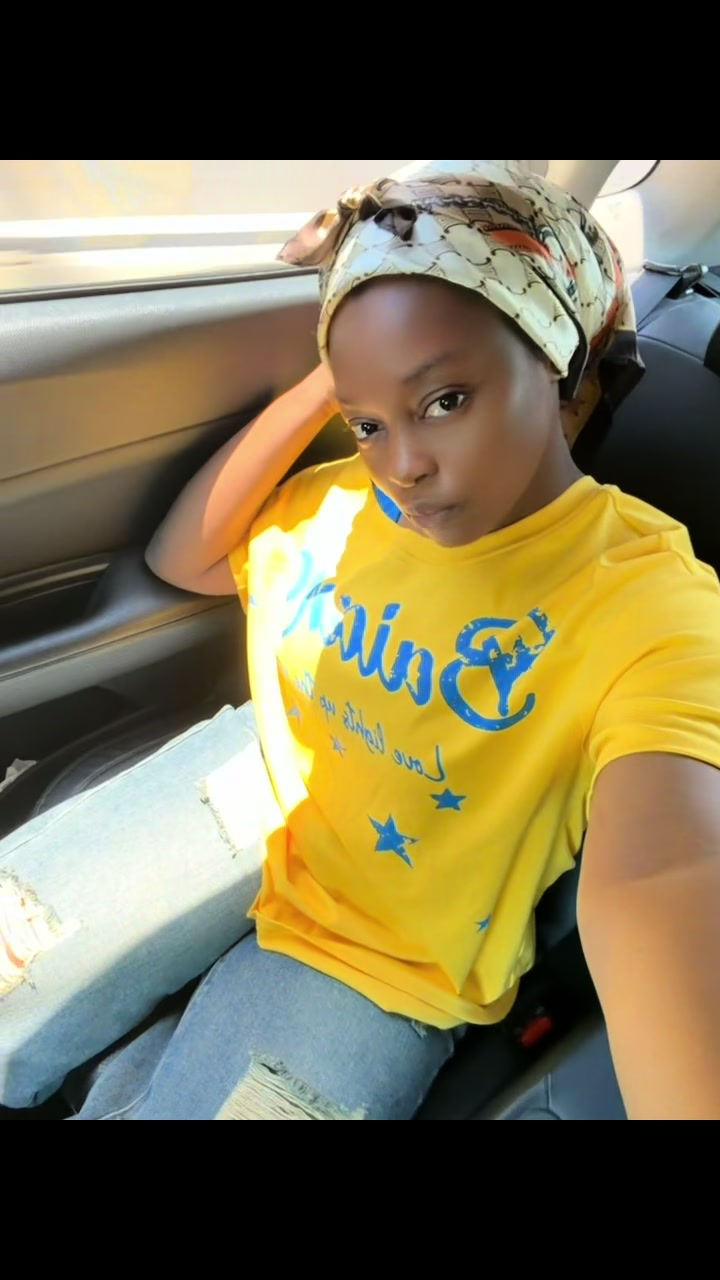 @khadija_mainumfashi