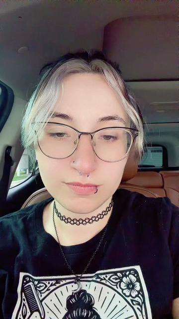@Aylawithak 🖤