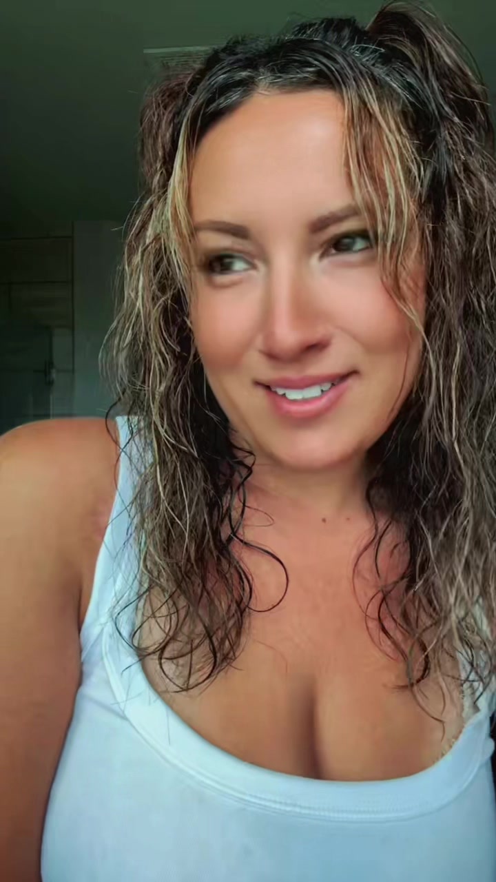 @j_mama29🤍