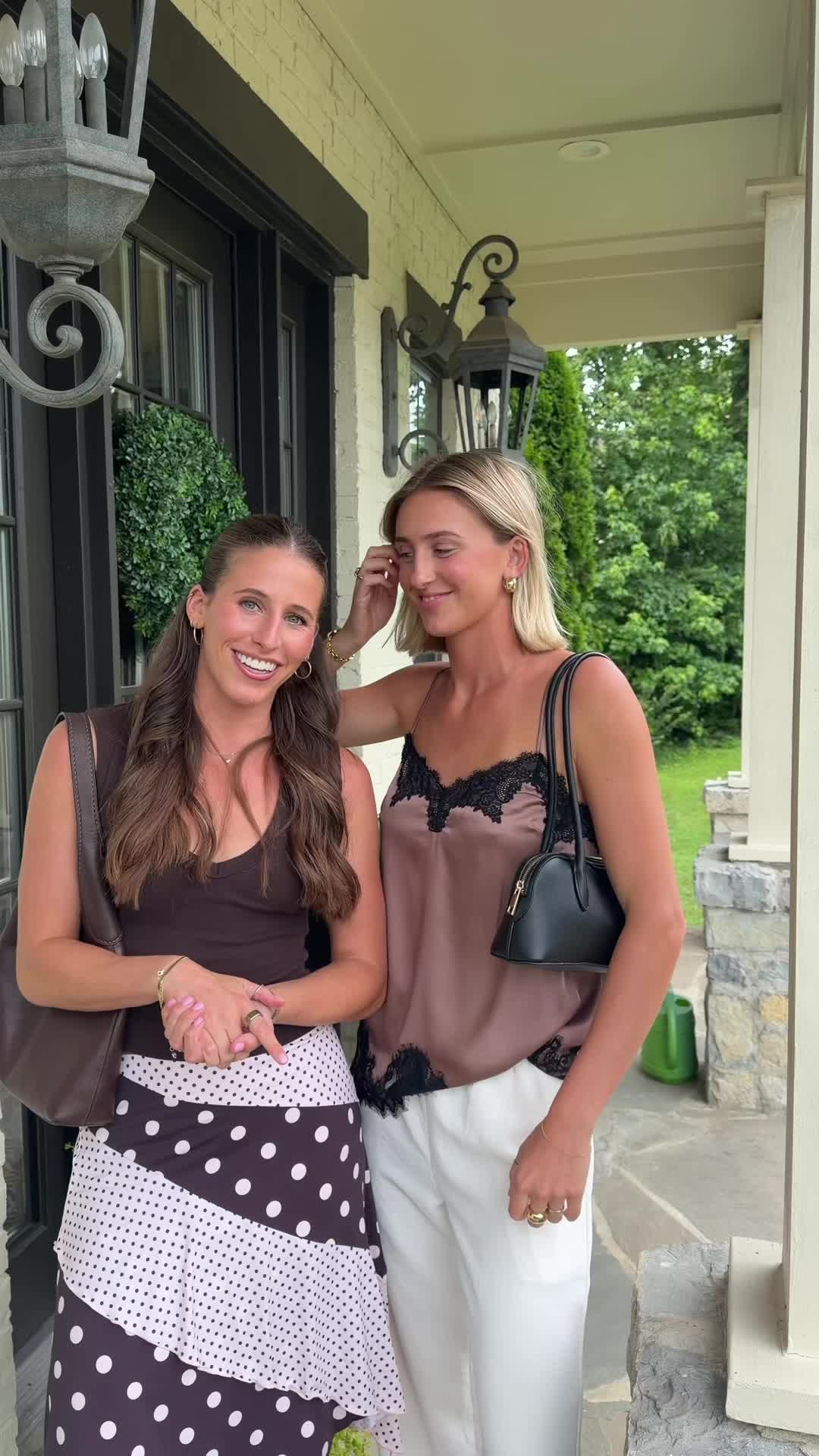 @riaandfia