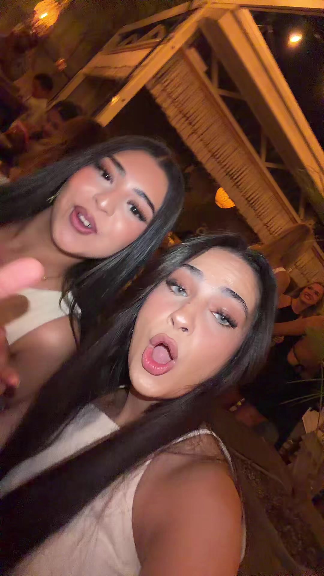 @🦎