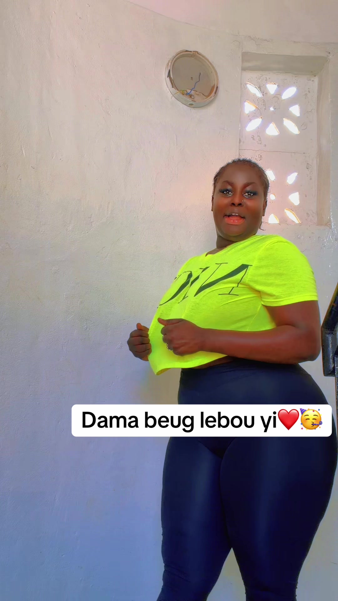 @Bbmita saliou linternational🥳