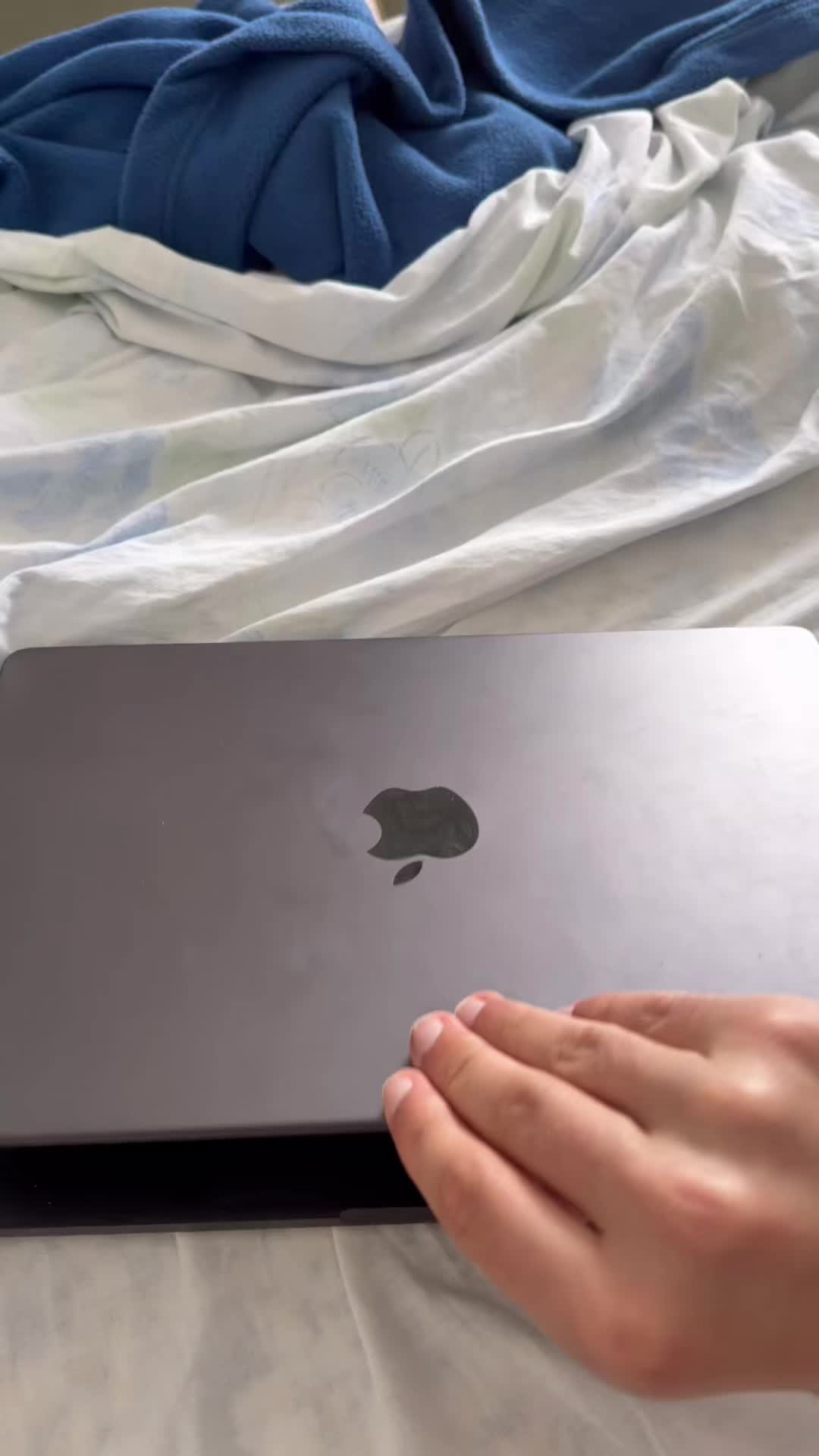 @AppleDesigner