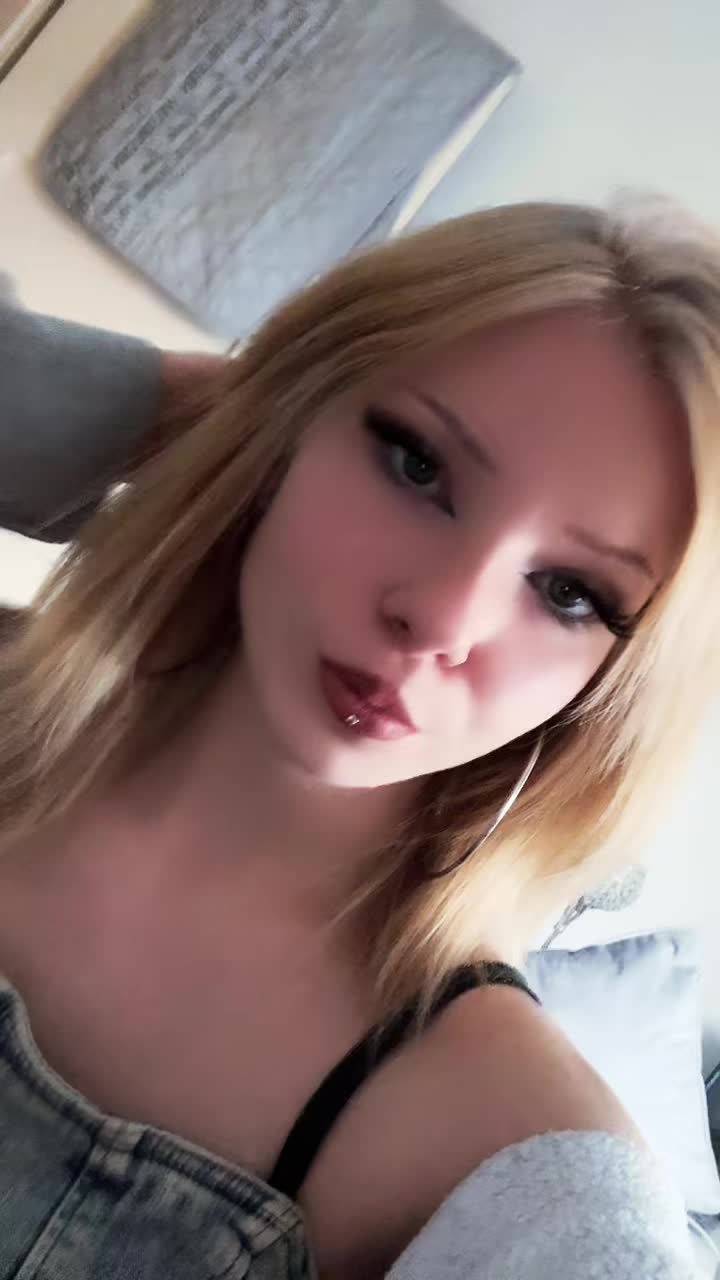 @J⃨O⃨S⃨Y⃨ 𓆈