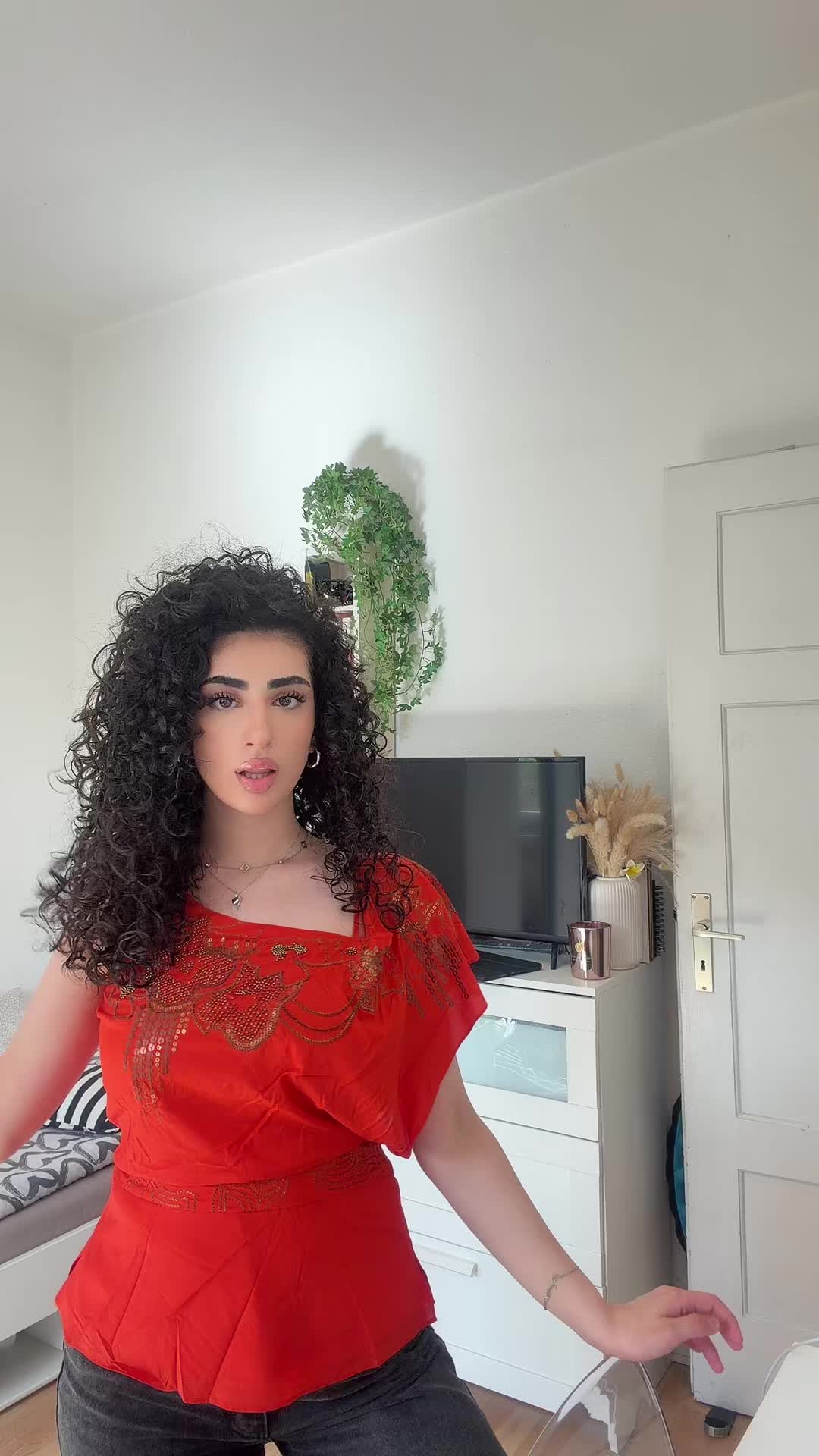 @هستی
