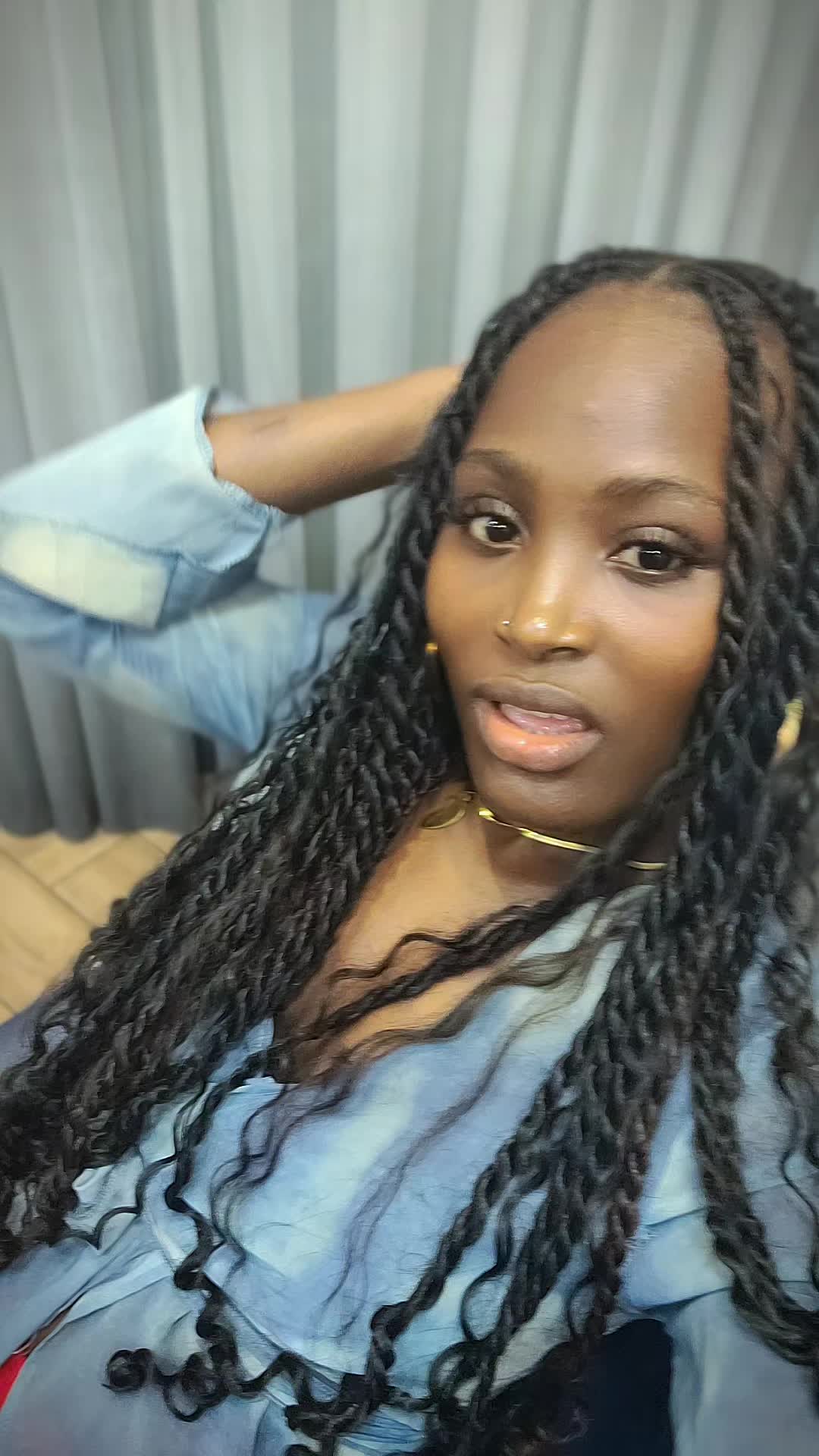 @daphné nicole ngah✝️