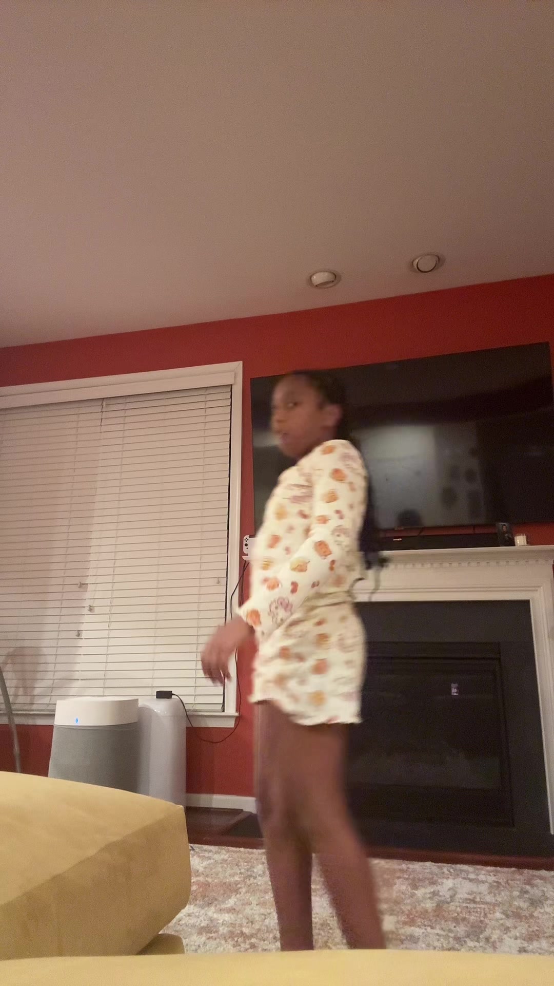 @taynicole
