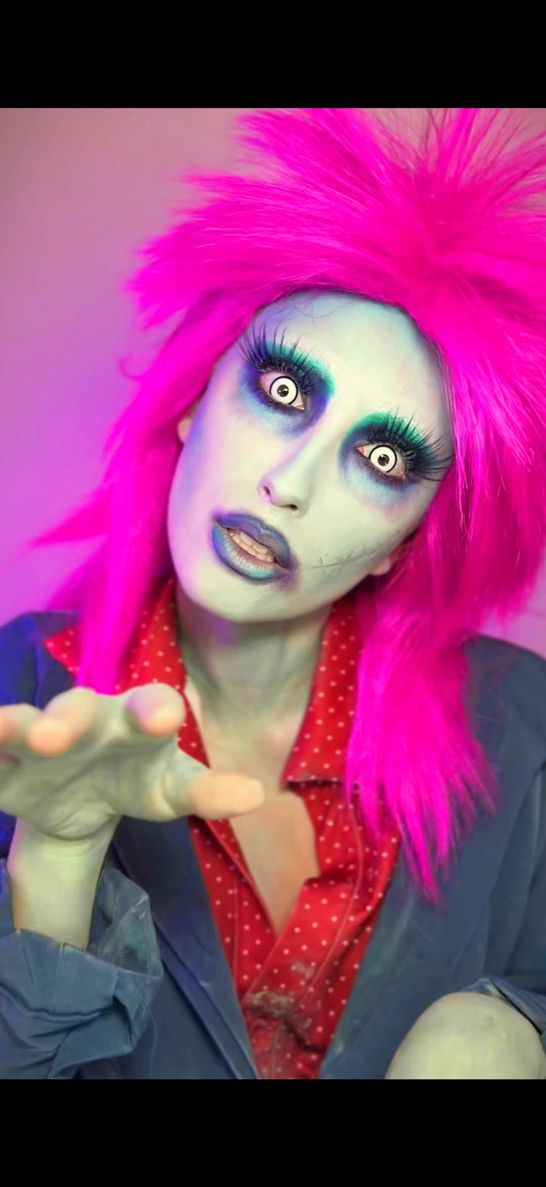 @ALEXLUVSMAKEUP 🫧