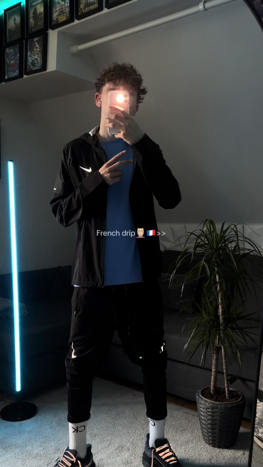 @vey☄️