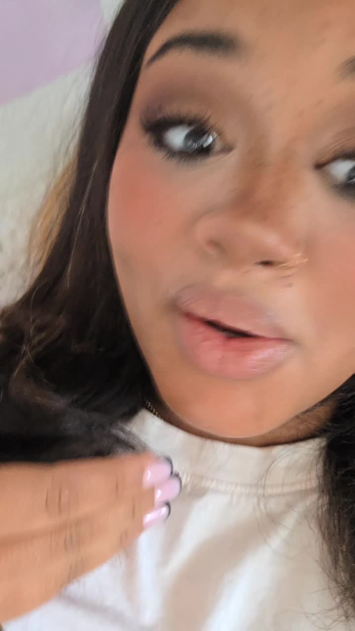 @Ayoko