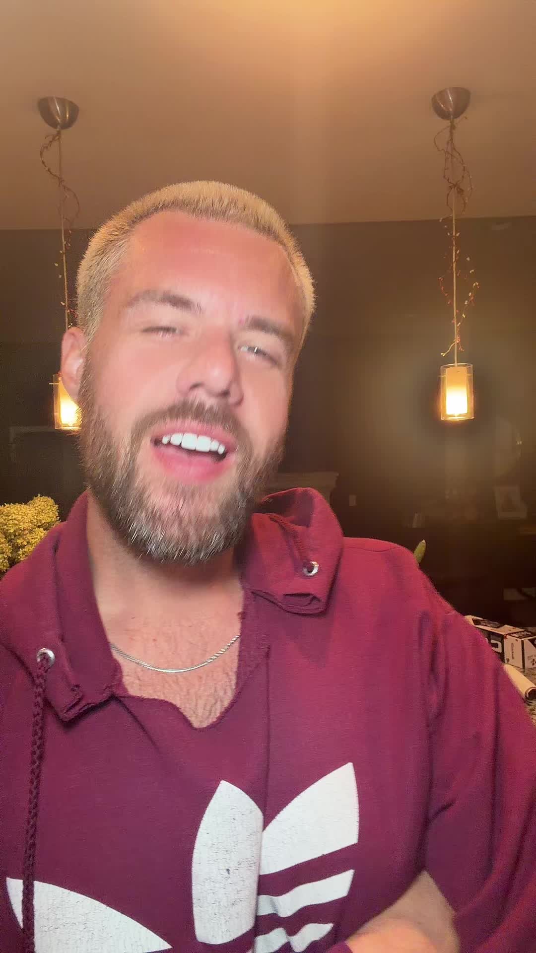 @travisleekc