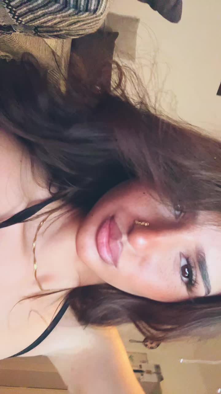 @⃟