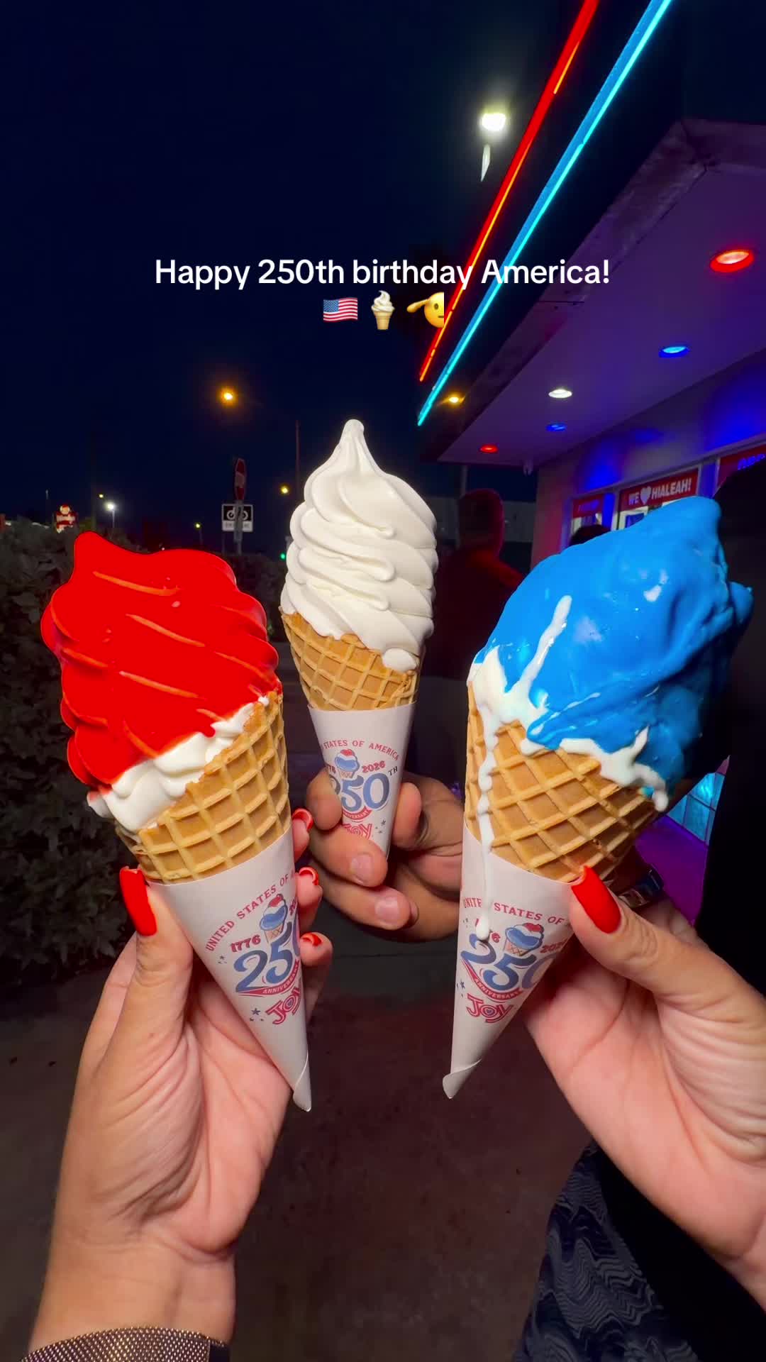 @Charlie&rsquo;s Ice Cream