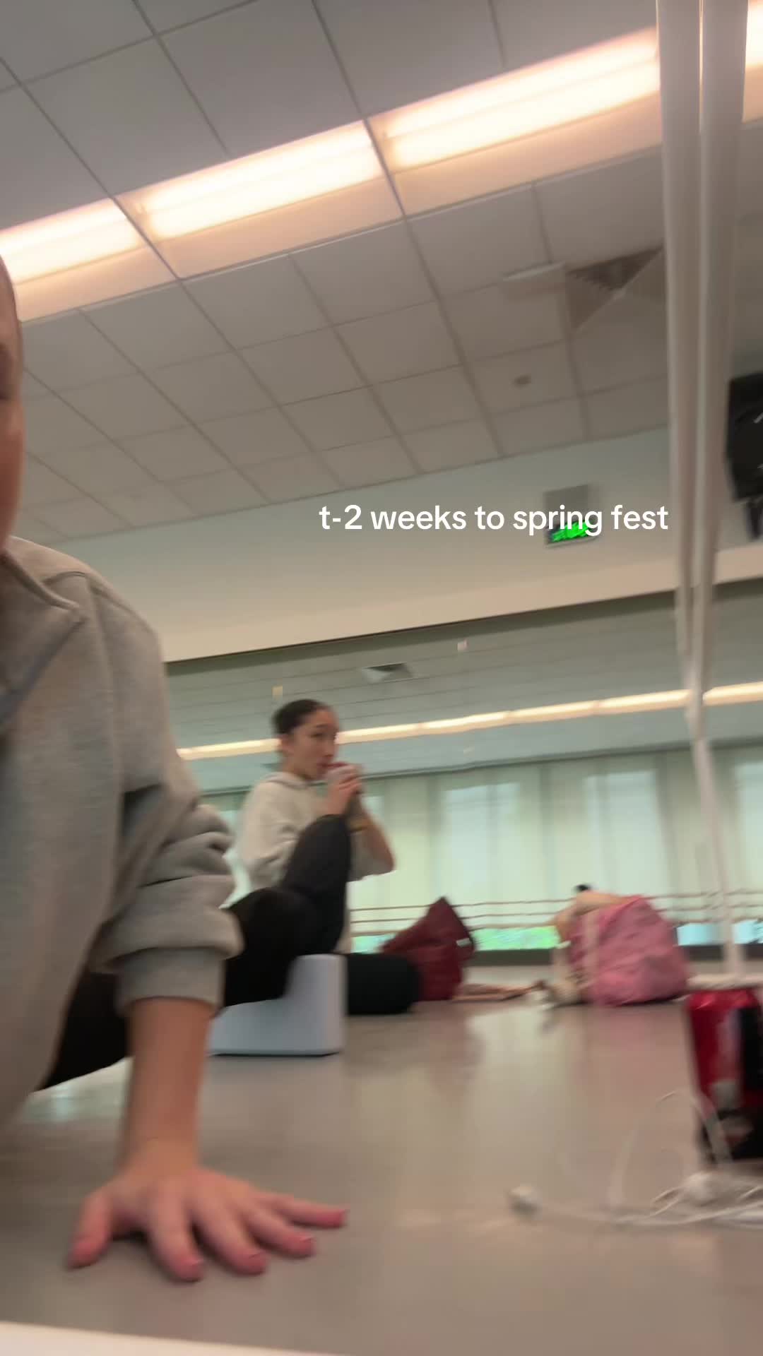 @izhoward