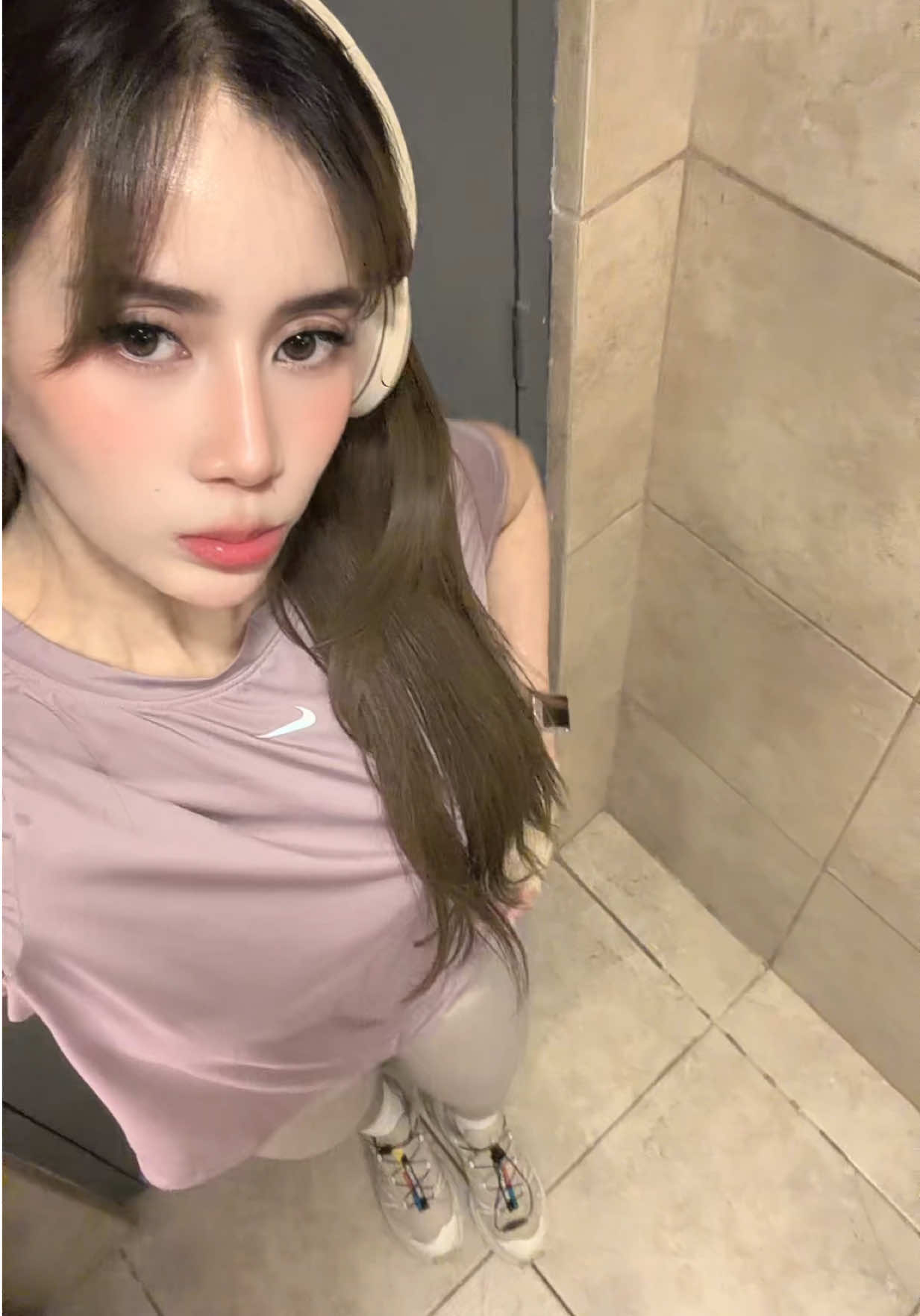 @Via โ.๐ ฬ