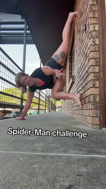 @Blondie