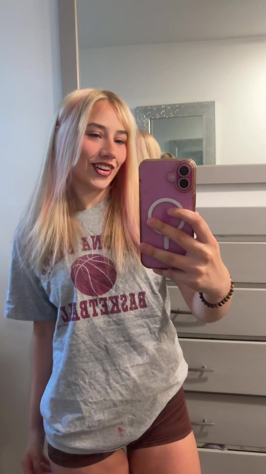 @￼