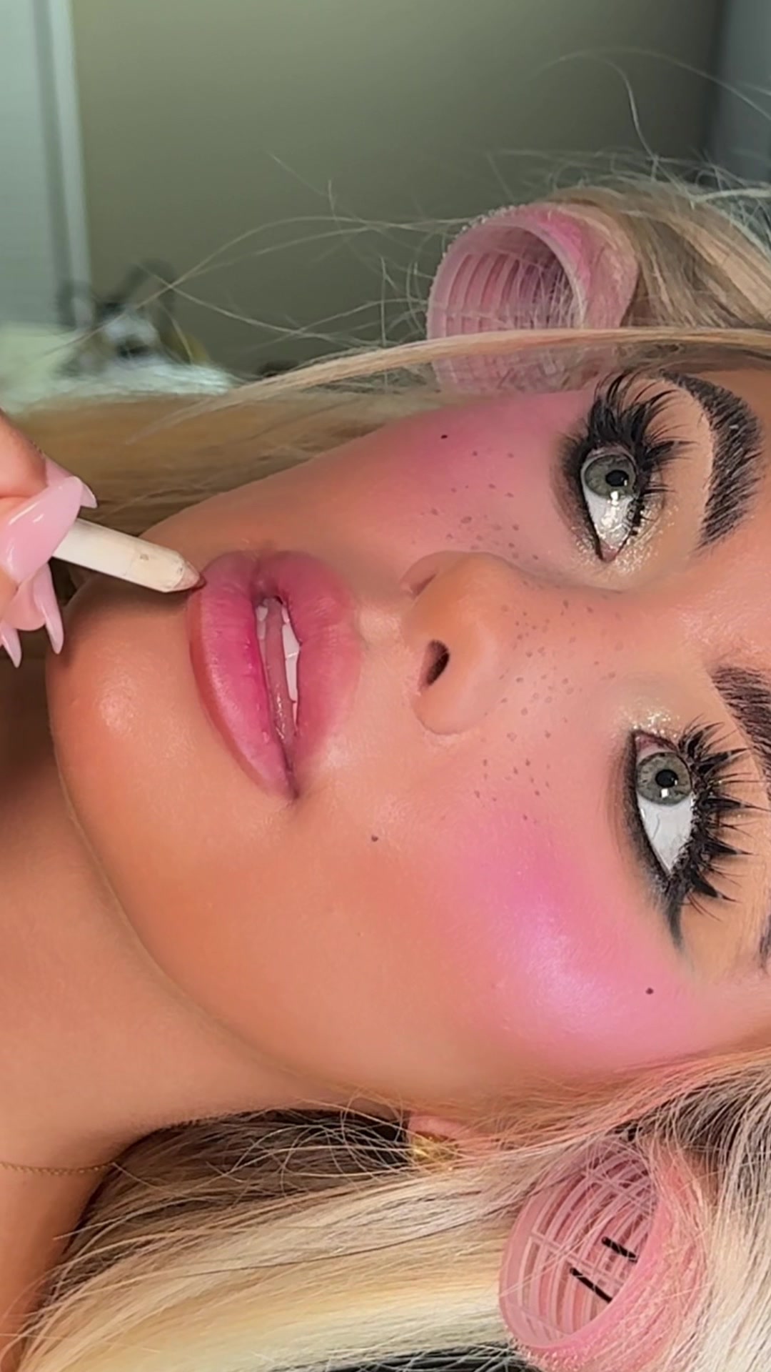 @PINKHONEY