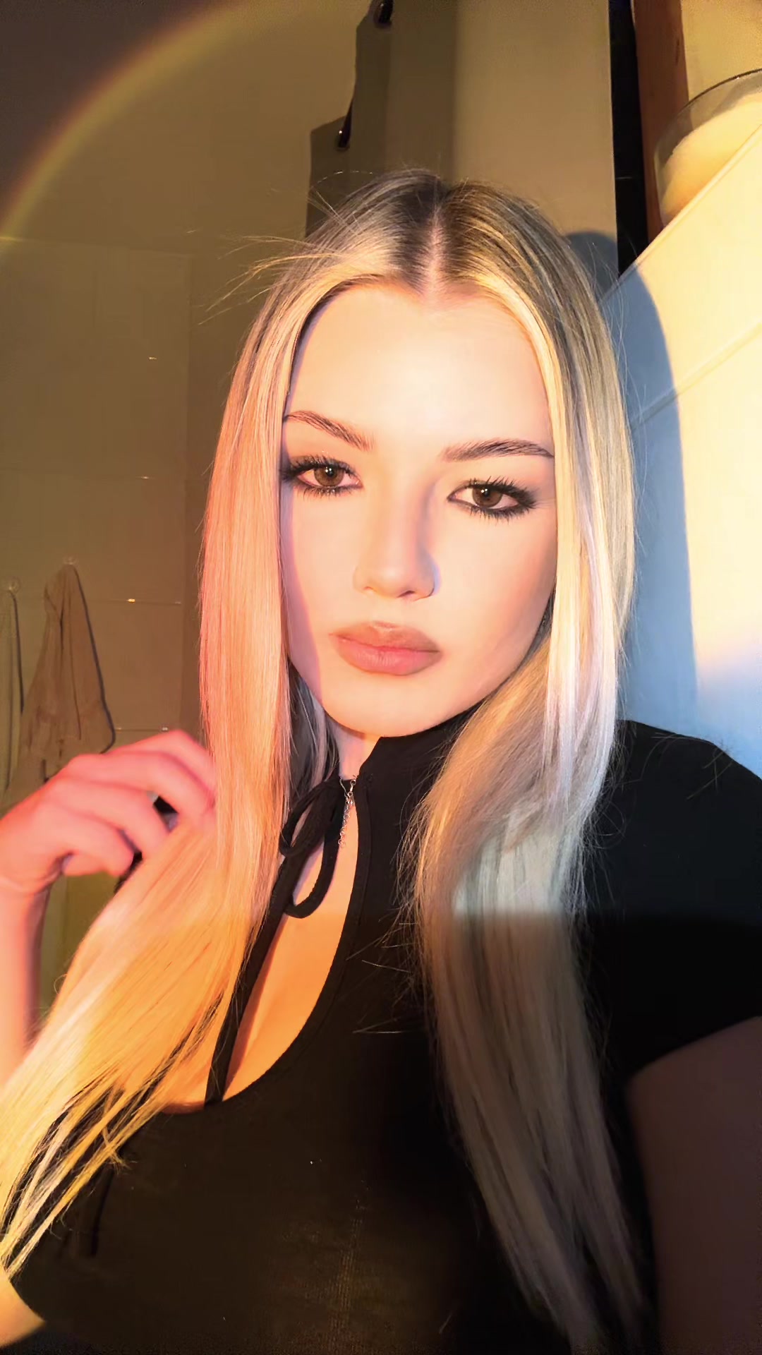 @evaxevis