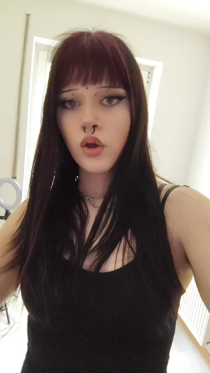 @.......