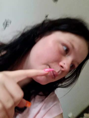 @Leonie