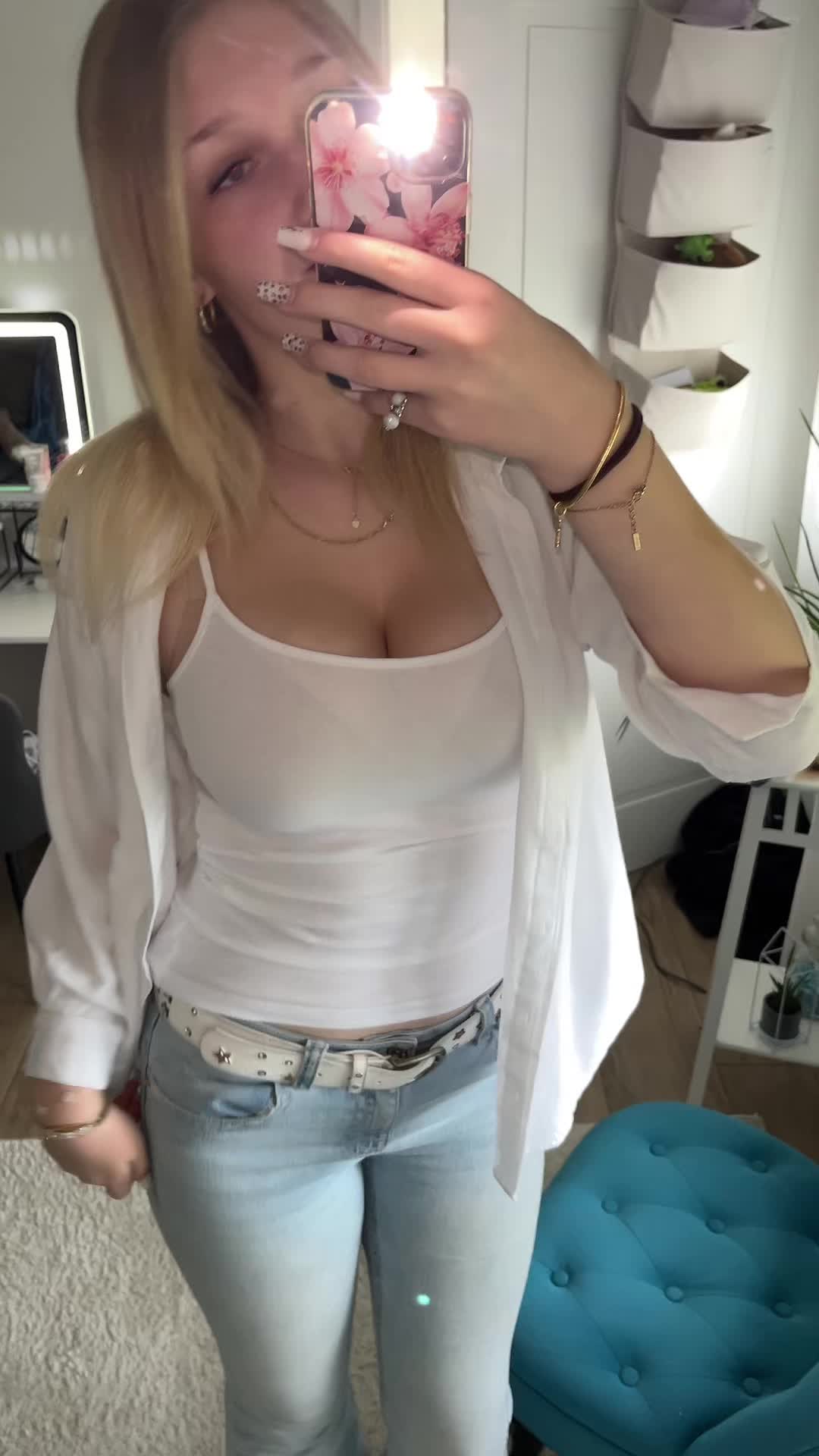 @𝐉𝐨𝐡𝐚𝐧𝐧𝐚