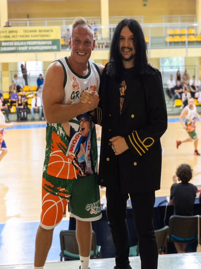 @Paweł Mosiołek