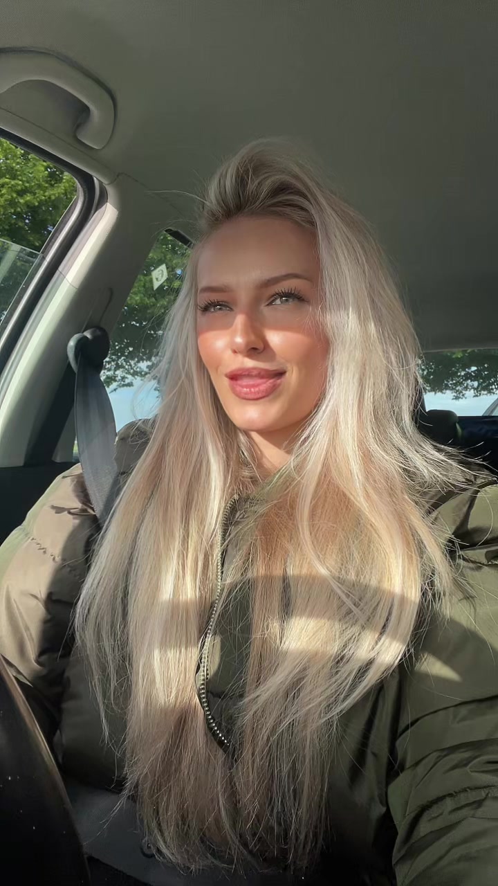 @Viviisbroken