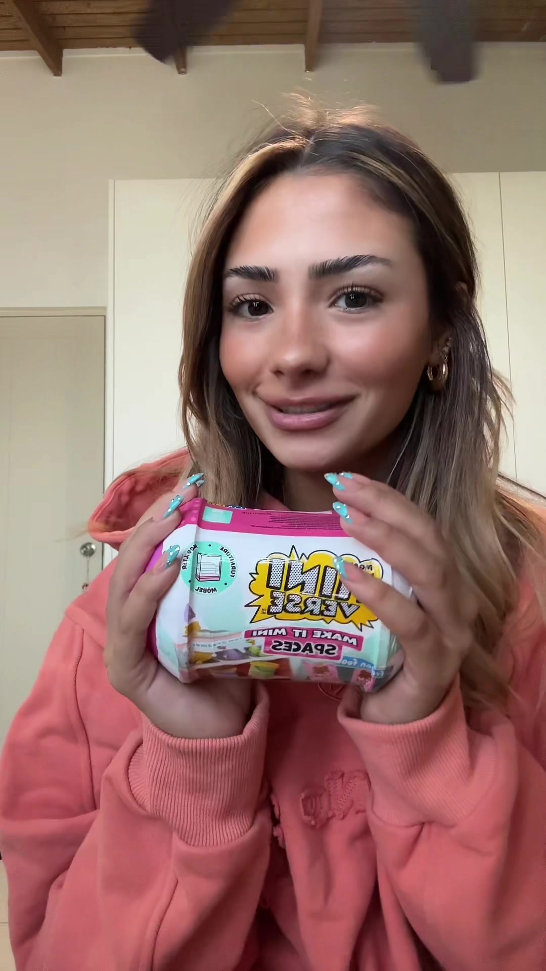 @ariana