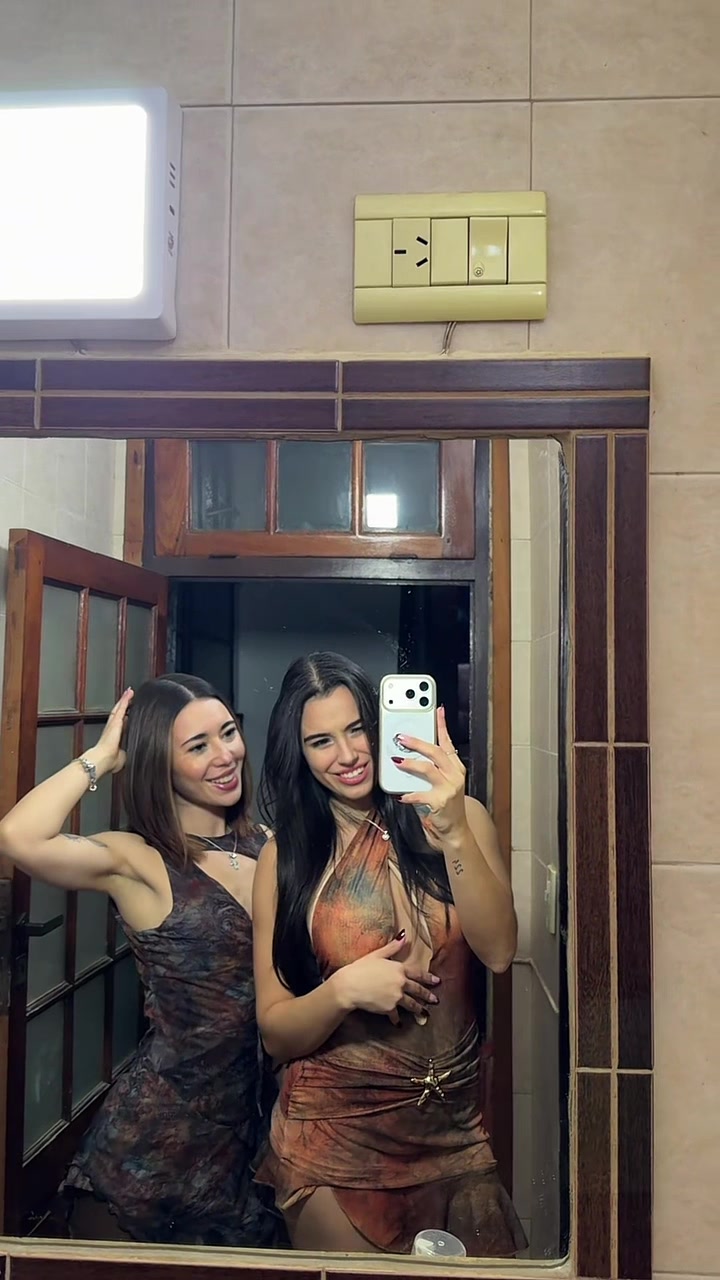 @Caroo