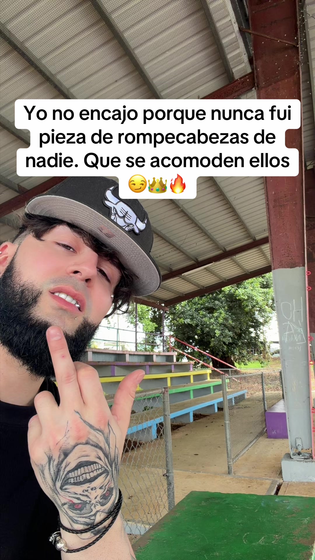 @👹