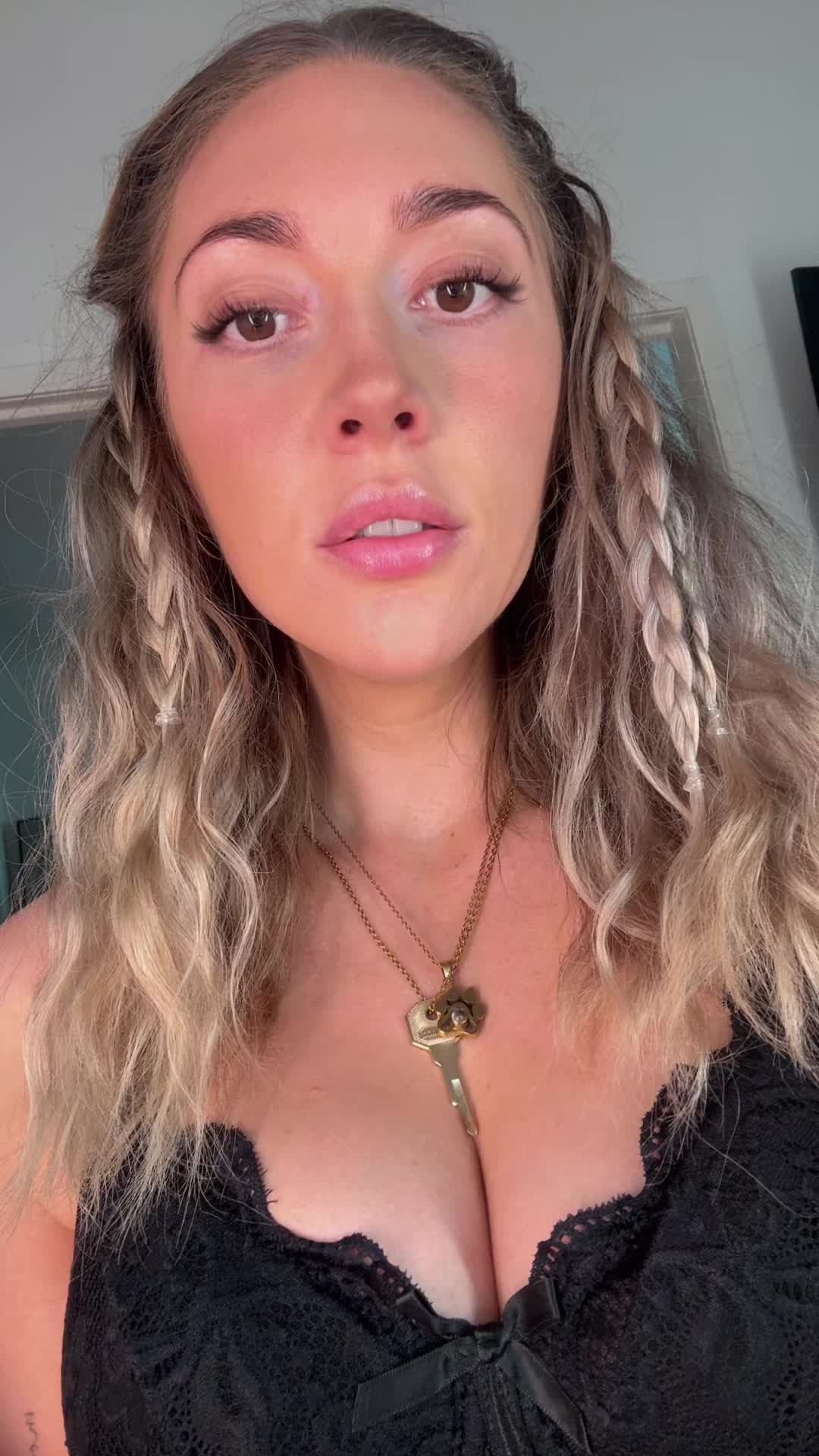 @emixmarie