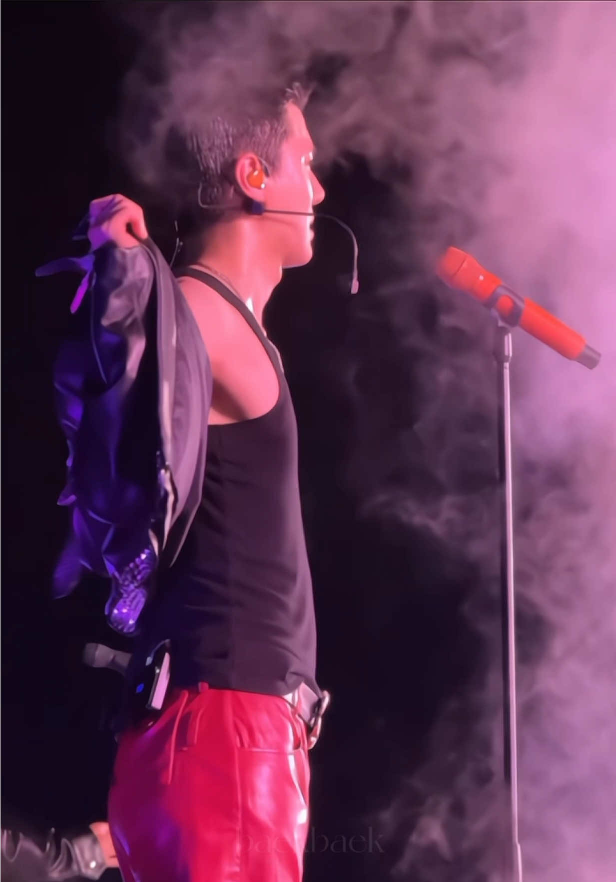 @baek_baek_