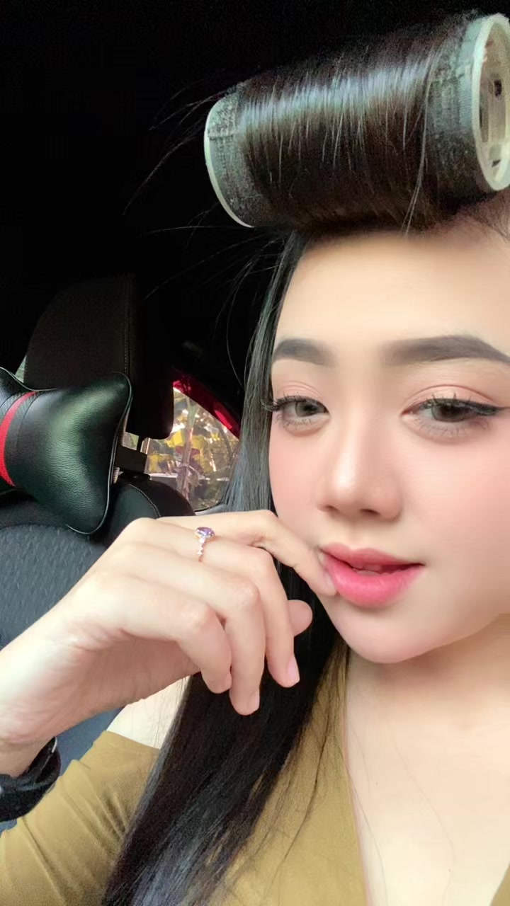 @vivi_fadilaa