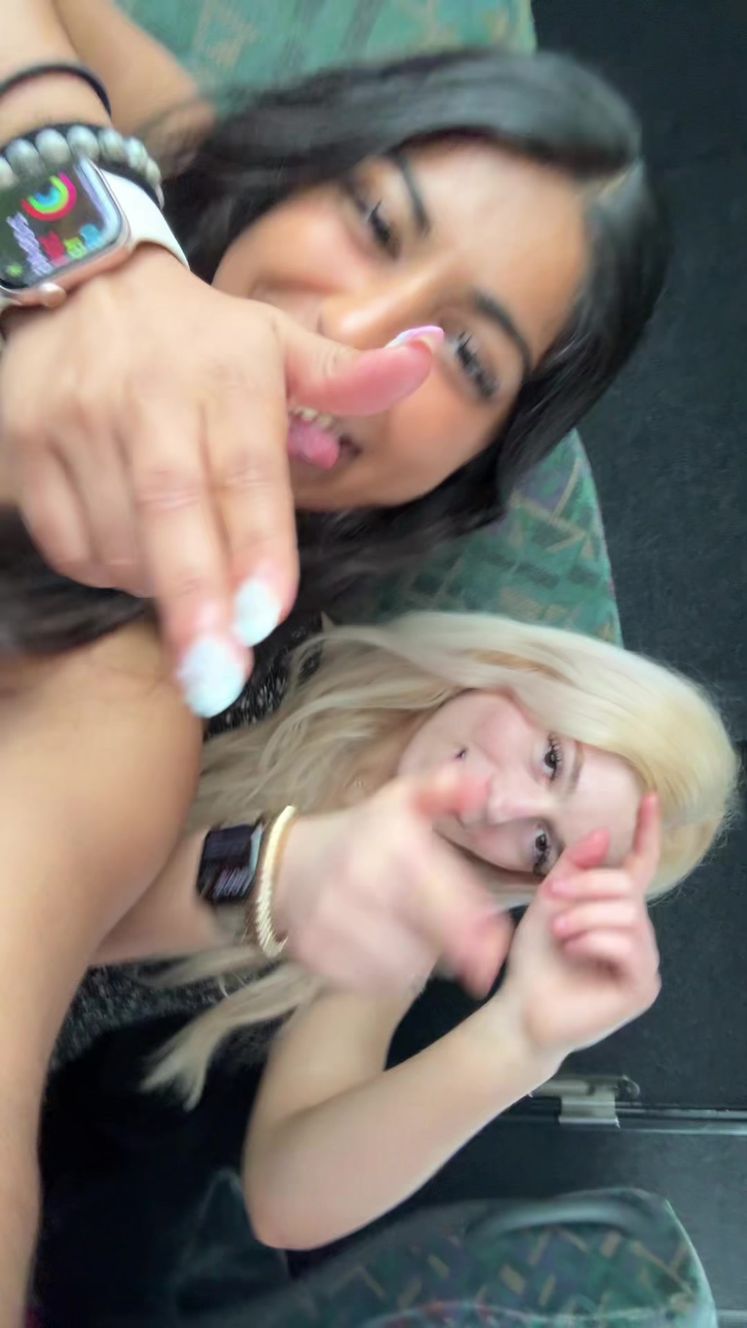 @🤘