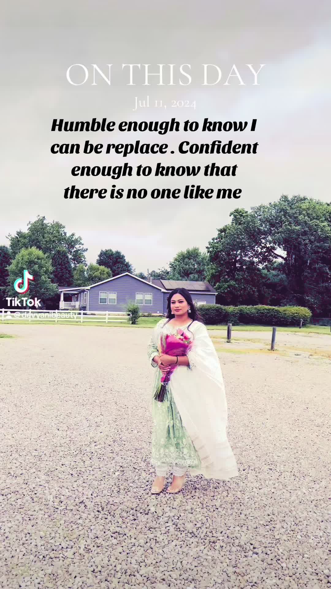 @Queen👑