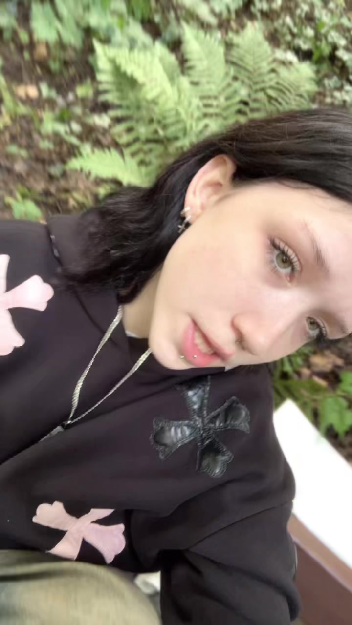 @niksslllm
