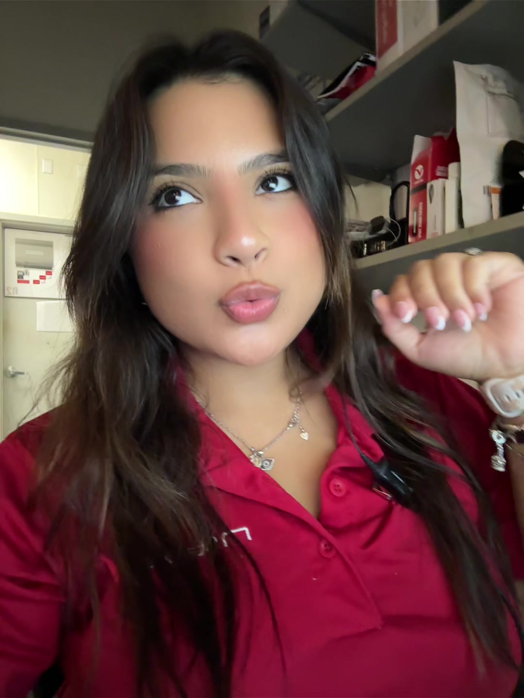 @laura