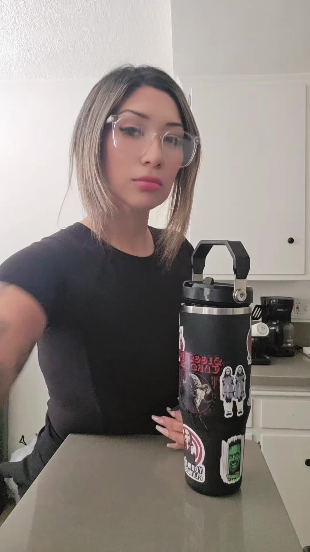 @SoberBabeLA
