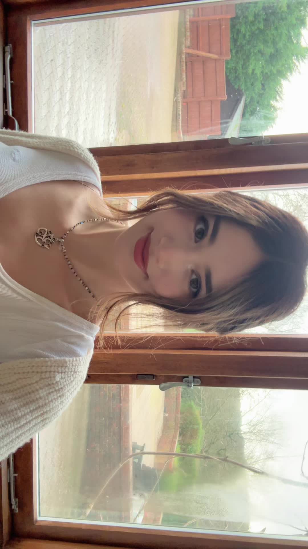 @Laisha