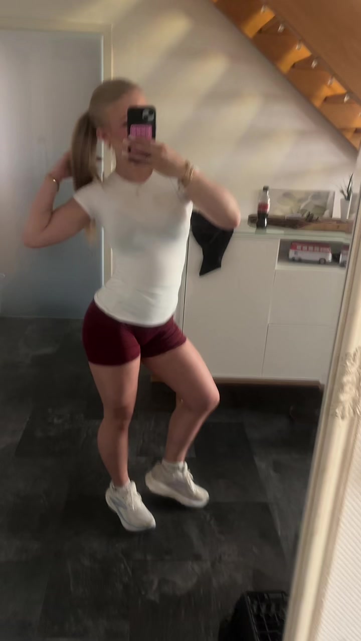 @hannahnik_10 †