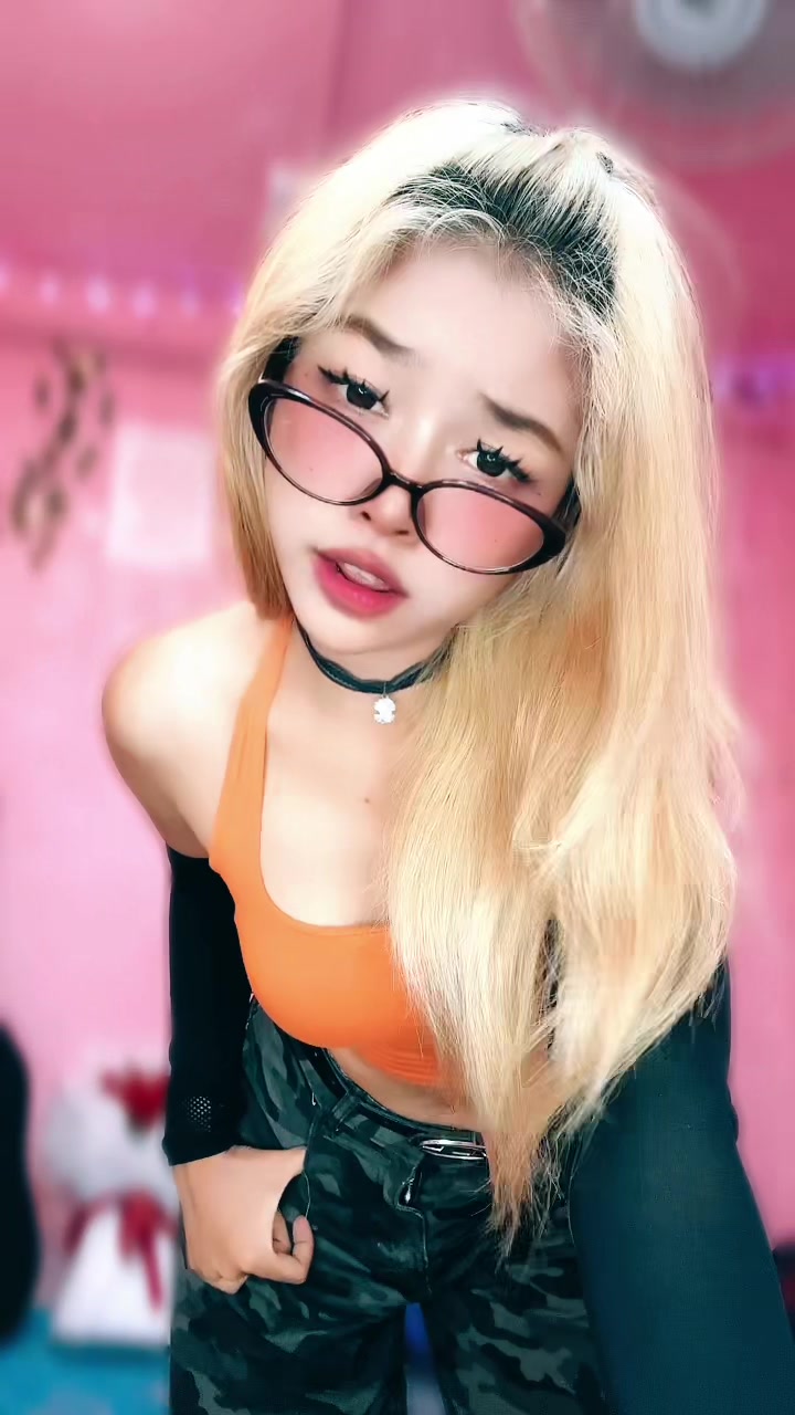 @đđáá°á
áźáá±ážđđ(Nan San Thu)