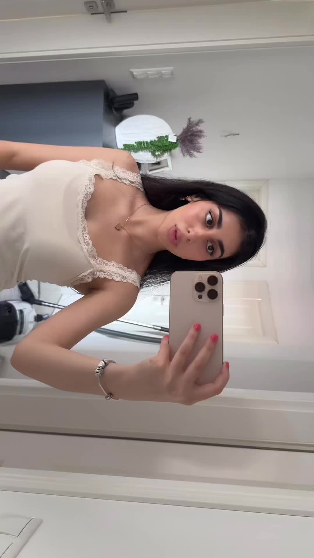 @Diana