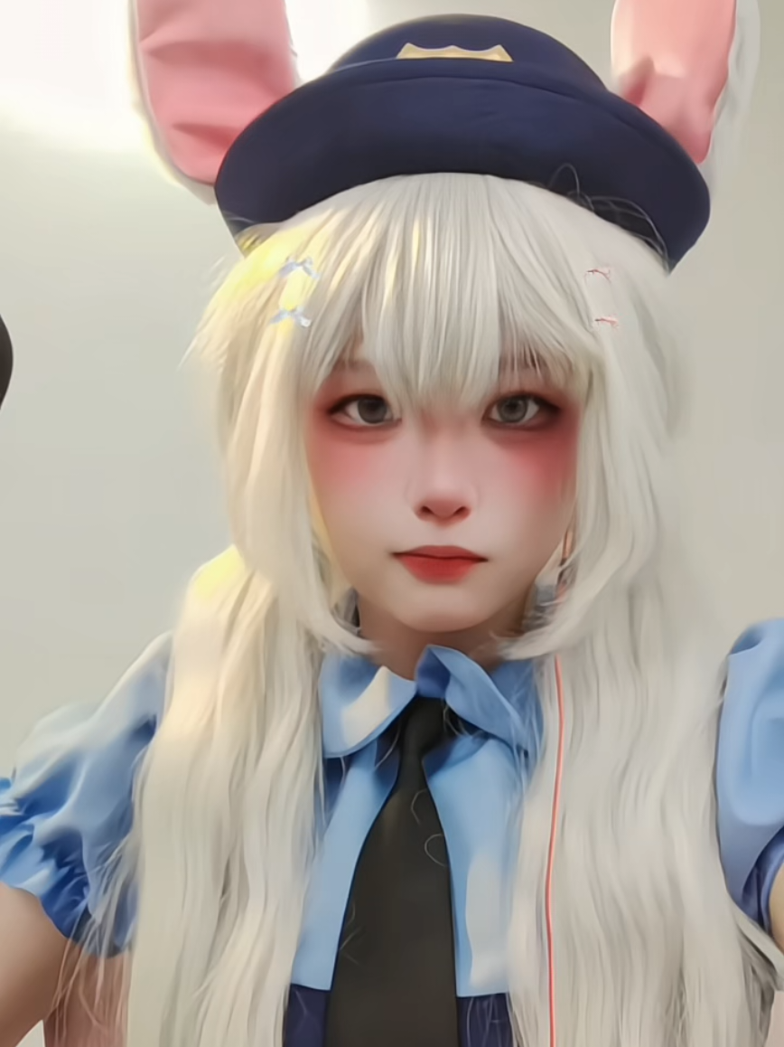 @Thỏ ăn kít🐰